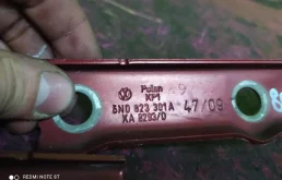 Петля капота левая для Volkswagen Tiguan 2014 года на фотографиях