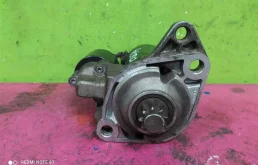 Стартер для Volkswagen Passat 1996 года на фотографиях