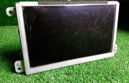 Монитор приборной панели для Audi A4 2011 года на фотографиях