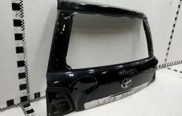 Крышка багажника для Toyota Land Cruiser 2012 года на фотографиях