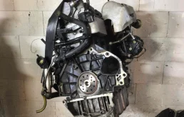 Двигатель для Opel Vectra 1999 года на фотографиях