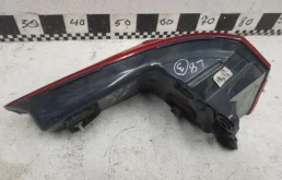 Фонарь внешний правый для BMW 5er 2023 года на фотографиях