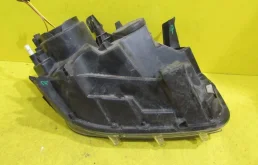 Фара ксенон левая для Renault Duster 2015 года на фотографиях