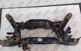 Задний подрамник для Volkswagen Tiguan 2013 года на фотографиях