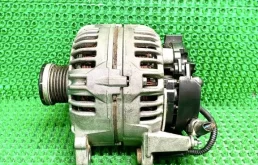 Генератор для Skoda Octavia 2009 года на фотографиях