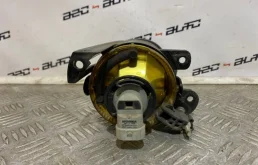 Противотуманка (ПТФ) передняя левая для Volkswagen Passat 2008 года на фотографиях