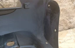 Накладка порога левая для Toyota Land Cruiser 2008 года на фотографиях