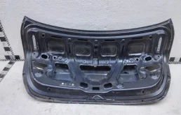 Крышка багажника для Kia Cerato 2017 года на фотографиях