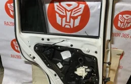 Дверь задняя левая для Volkswagen Tiguan 2014 года на фотографиях