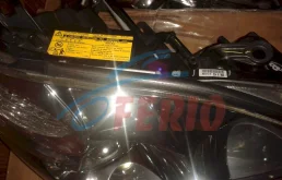 Фара правая для Lexus RX 2008 года на фотографиях