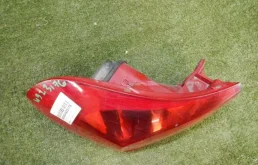 Фонарь внешний левый для Volkswagen Tiguan 2015 года на фотографиях