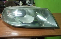 Фары для Skoda Octavia 2007 года на фотографиях