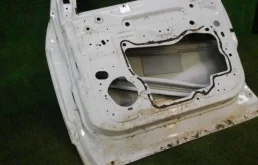 Дверь передняя правая для Ford Kuga 2018 года на фотографиях