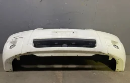 Бампер для Subaru Forester 2005 года на фотографиях