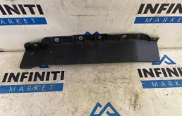 Усилитель переднего бампера для Infiniti QX 2022 года на фотографиях