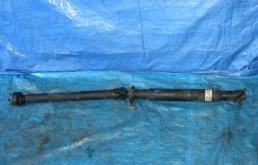 Карданный вал задний для BMW 5er 1996 года на фотографиях