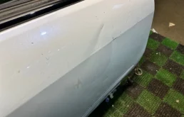 Дверь передняя правая для Lexus RX 2008 года на фотографиях