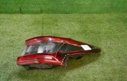 Фонарь внешний правый для Nissan Qashqai 2022 года на фотографиях