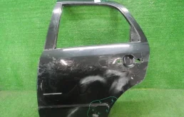 Дверь задняя левая для Suzuki SX4 2009 года на фотографиях