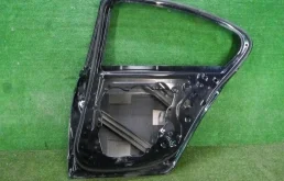 Дверь задняя правая для BMW 5er 2020 года на фотографиях