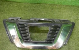 Решетка радиатора для Nissan X-Trail 2021 года на фотографиях