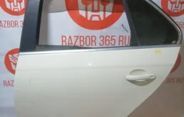 Дверь задняя левая для Volkswagen Jetta 2009 года на фотографиях