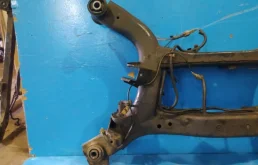 Задняя балка для Nissan Murano 2015 года на фотографиях