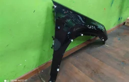 Крыло правое для Volkswagen Tiguan 2010 года на фотографиях