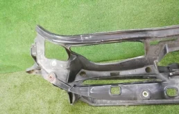 Панель радиатора (телевизор) для Porsche Panamera на фотографиях