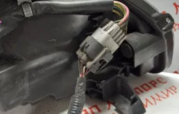 Фары для Toyota Avensis 2018 года на фотографиях