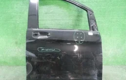 Дверь передняя правая для Mercedes-Benz GLK class 2008 года на фотографиях