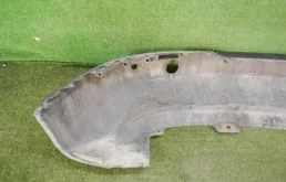 Накладка заднего бампера для Volkswagen Tiguan 2008 года на фотографиях