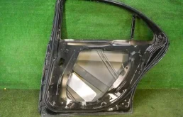 Дверь задняя правая для Mercedes-Benz S class 2014 года на фотографиях