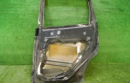 Дверь задняя правая для Ford Kuga 2012 года на фотографиях