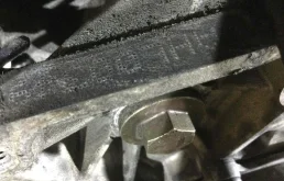 Двигатель для Audi A4 1996 года на фотографиях