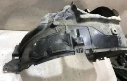 Подкрылок передний правый для Nissan X-Trail 2011 года на фотографиях