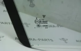 Стекло двери переднее правое для Porsche Panamera на фотографиях