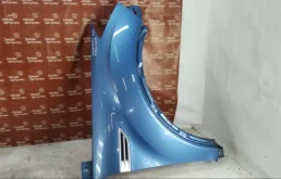 Крыло правое для Ford Kuga 2008 года на фотографиях