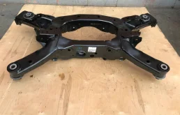 Задний подрамник для Nissan Teana 2012 года на фотографиях