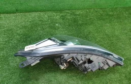 Фара ксенон левая для Kia Cerato 2016 года на фотографиях