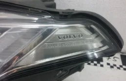 Фара ксенон левая для Volvo XC90 2016 года на фотографиях