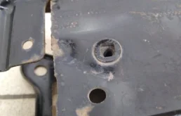 Усилитель бампера передний верхний для Hyundai Tucson 2021 года на фотографиях