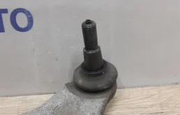 Рычаг передний левый нижний для Volvo S80 2014 года на фотографиях