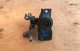 Подушка двигателя передняя правая верхняя для Nissan Qashqai на фотографиях