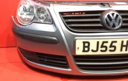 Бампер для Volkswagen Polo 2008 года на фотографиях