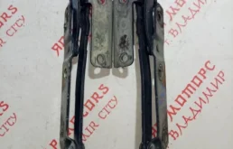 Петля капота левая для Nissan Teana на фотографиях