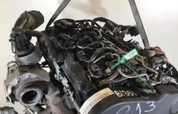 Двигатель без навесного для Volkswagen Caddy 2019 года на фотографиях