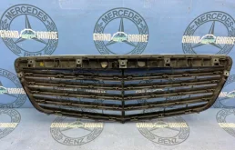 Решетка радиатора для Mercedes-Benz S class 2007 года на фотографиях