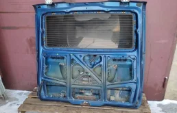 Крышка багажника для Mercedes-Benz Vito 2004 года на фотографиях