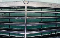 Решетка переднего бампера для Mercedes-Benz S class 2013 года на фотографиях